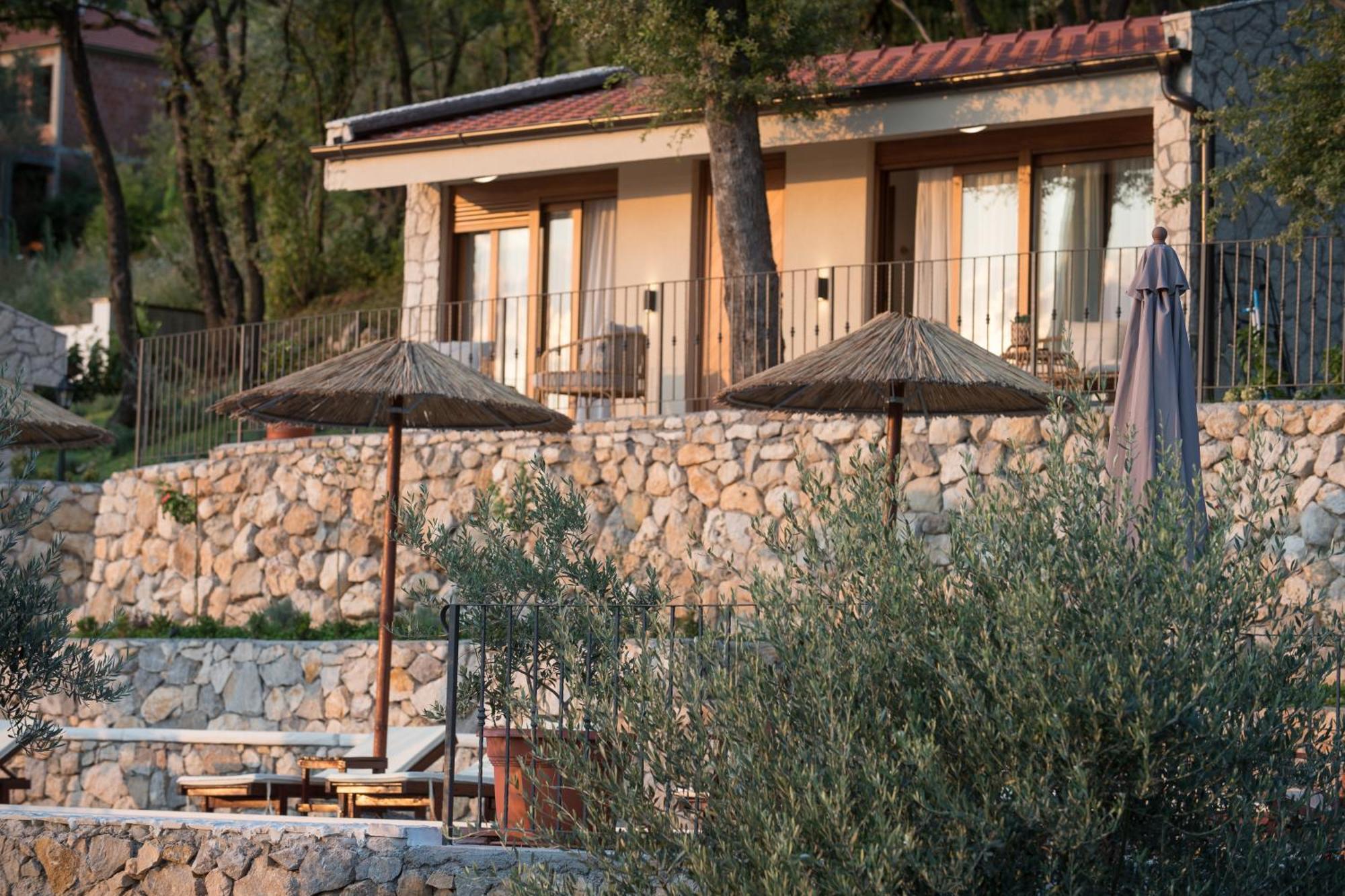 Del Tramonto Villa *